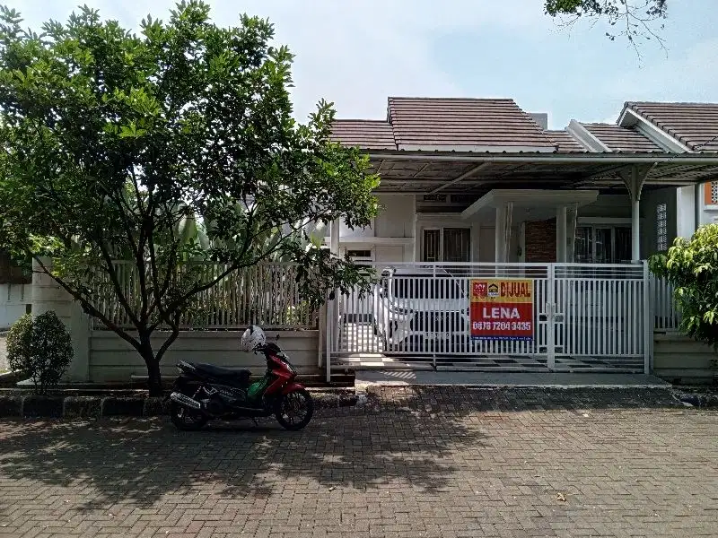 Dijual Rumah Hook siap huni di BCC Bukit Cimanggu City Cluster Oakwood