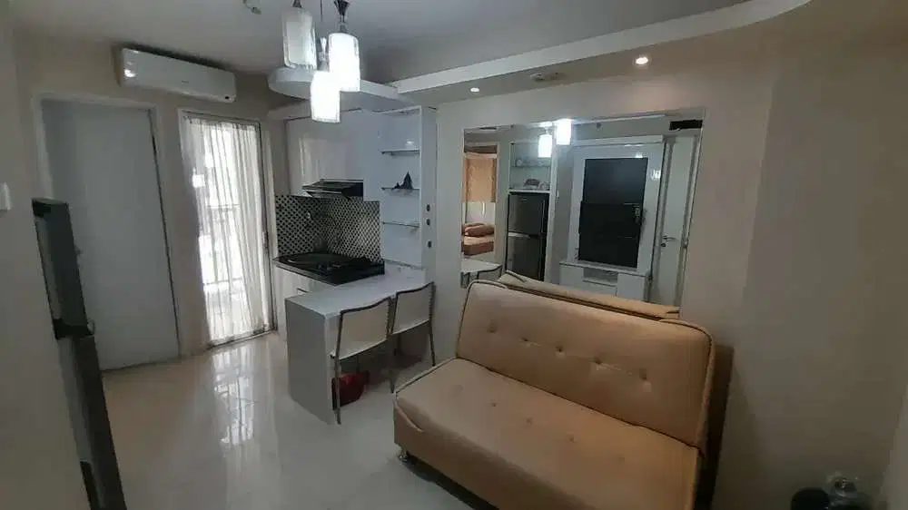 Dijual cepat sudah SHM Apartement Bassura city 2kamar full furnisshed
