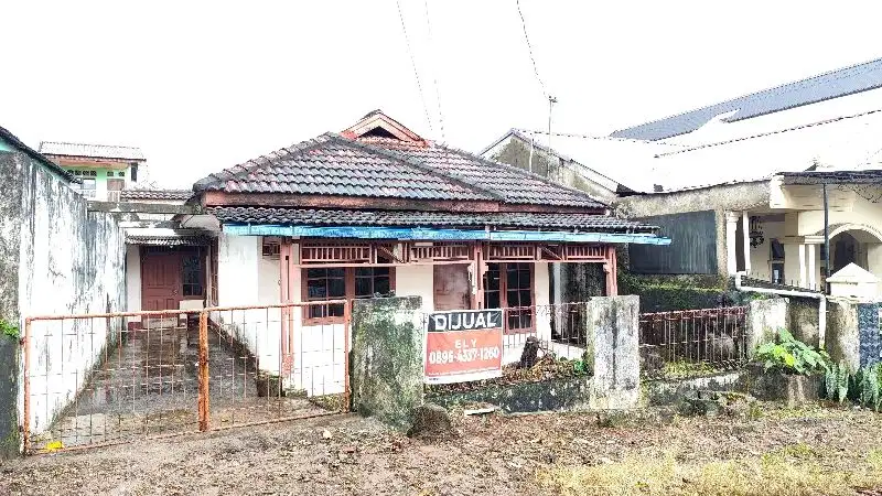 Dijual Tanah Bonus bangunan rumah lokasi Strategis