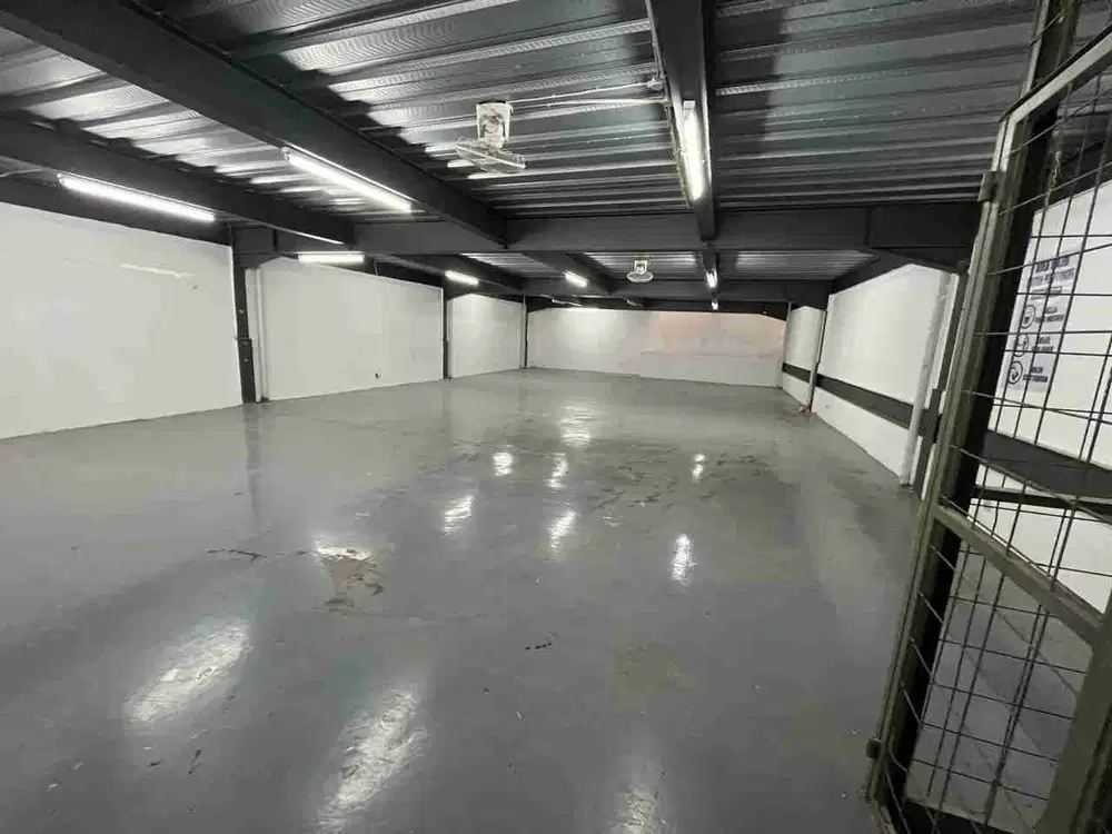 Disewakan Gudang Elang Laut Sentra Industri Terpadu III Pantai Indah Kapuk 
Jakarta Utara