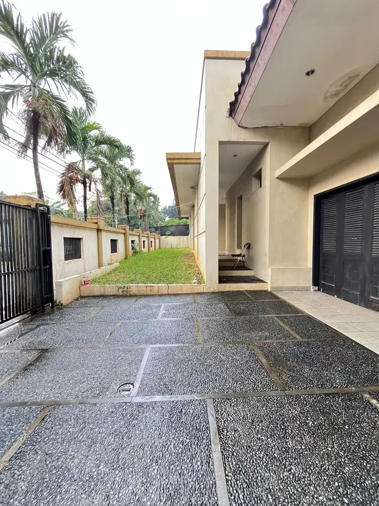 Dijual Rumah Murah Di Bawah NJOP Dalam Kompleks Elite Jakarta Timur