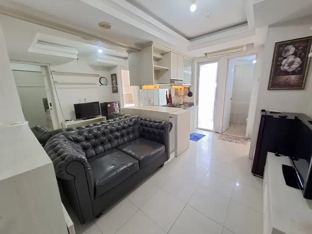 Sewa 2BR Furnished Tower Flamboyan Bassura City - Minimal 3 Bulanan