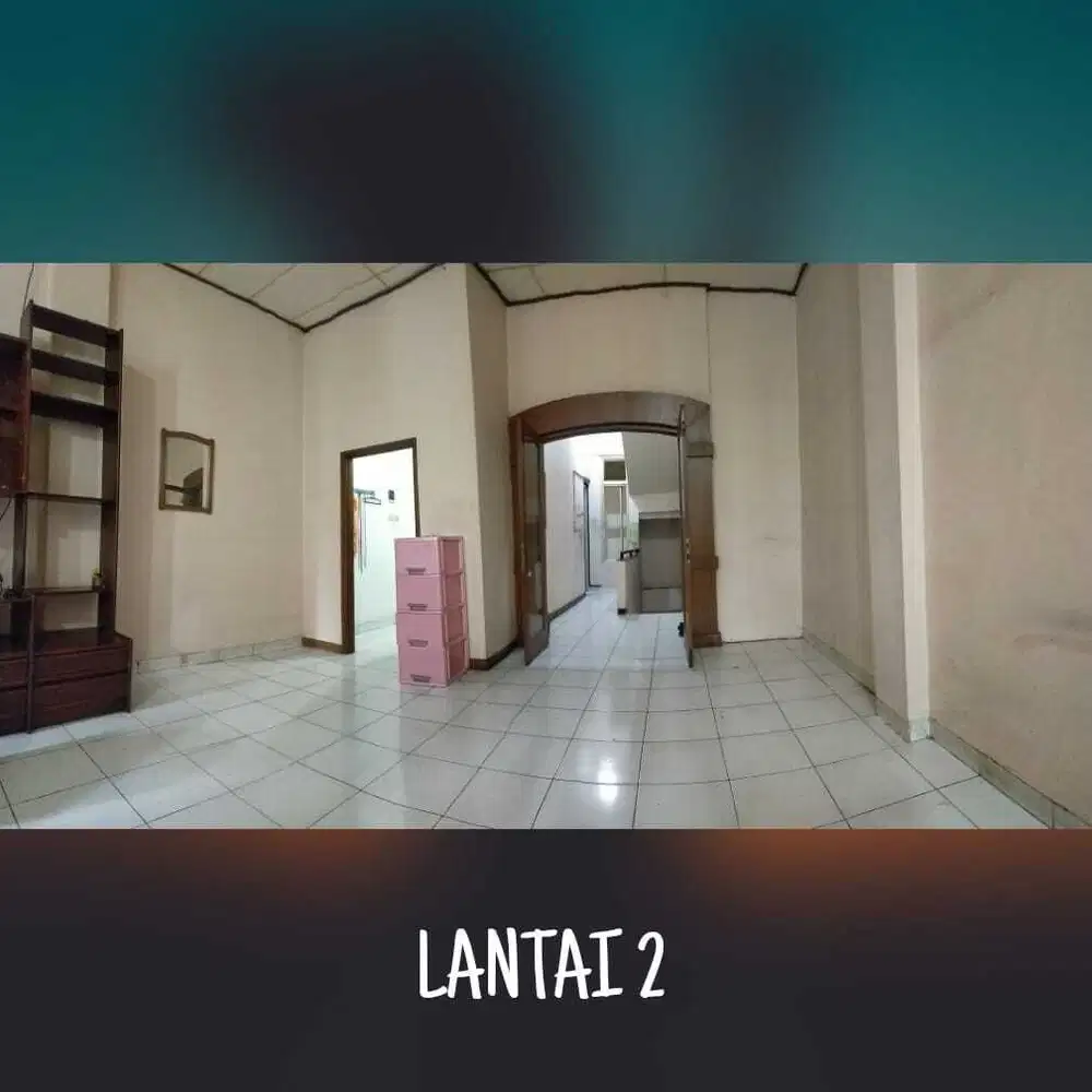 Ruko 3½ lantai.  Lokasi mainroad Setrasari Plaza