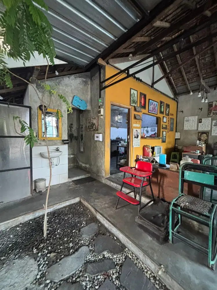Ruang Usaha Siap Huni Cocok Untuk Cafe Dan Resto Lokasi Jakal KM. 8