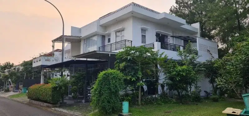 Rumah Bagus Siap Huni di Versailles BSD City