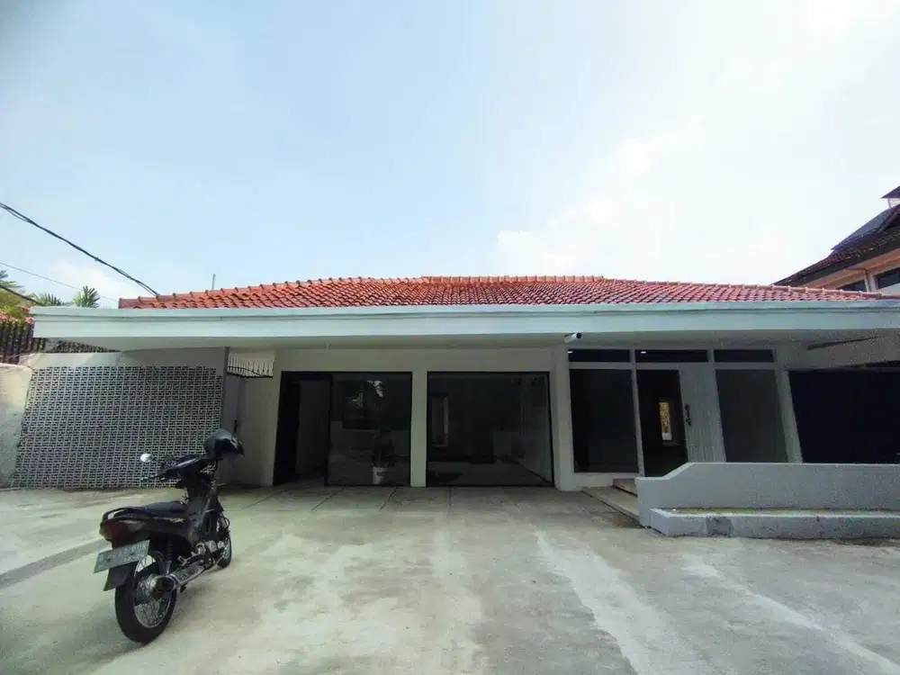 Rumah Menteng ,lt 1070m , Jakarta pusat