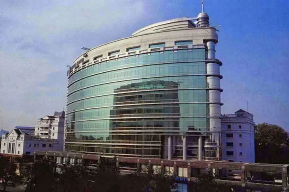 SEWA RUANG KANTOR GRAHA ISKANDARSYAH JAKARTA SELATAN