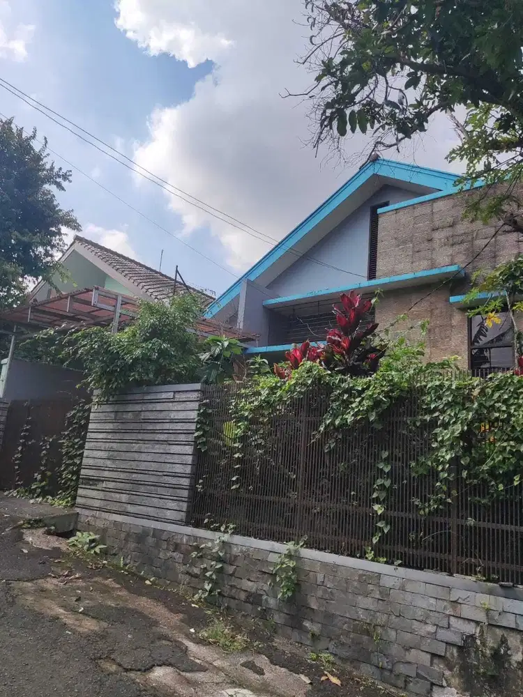 Dijual Rumah di pusat Kota Bogor,empang jl. kuta indah