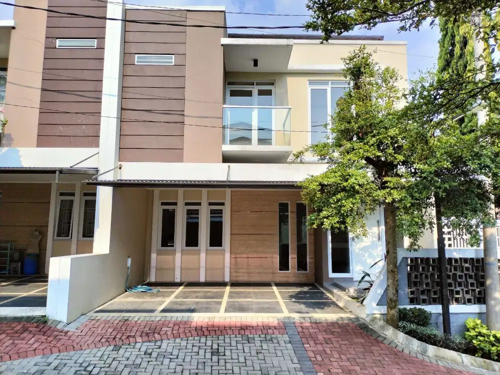 RUMAH BARU SIAP HUNI GRESS LUX MODERN DI GEGERKALONG BANDUNG UTARA