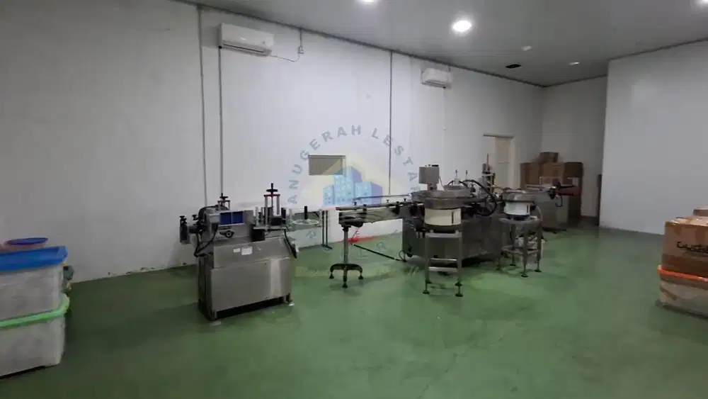 Gudang di Ciater - BSD, Tangerang Selatan.