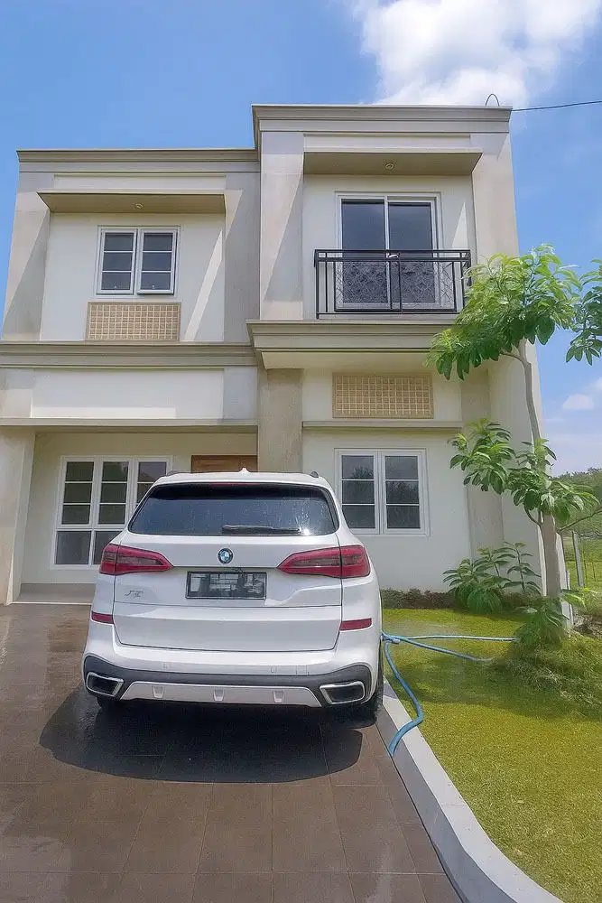 CLUSTER STRATEGIS DI JALAN GITO GATI PALAGAN KM 9