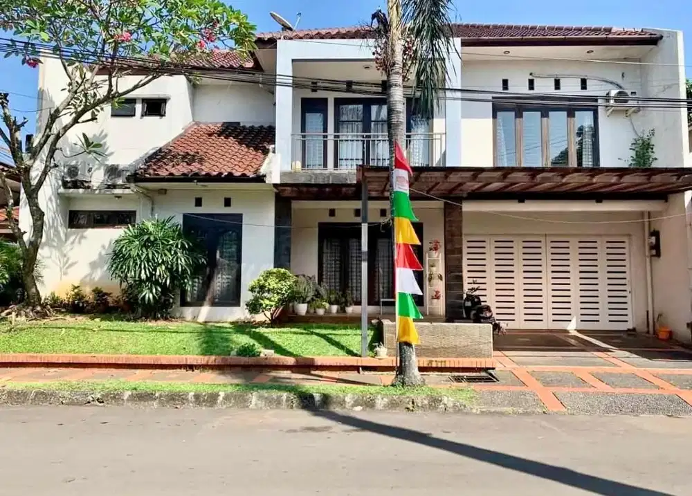 Dijual Rumah dalam Komplek di Bintaro Sektor 2