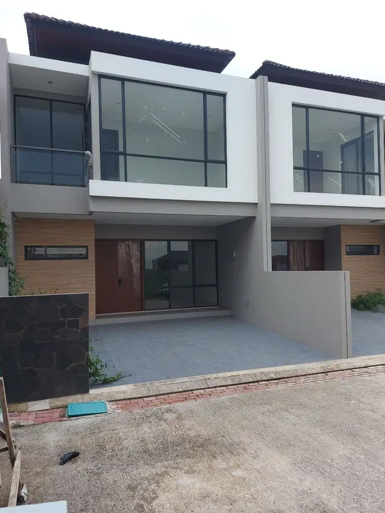 RUMAH MODEREN DAN ASRI MINIMALIS MEWAH DI SETRA DUTA BANDUNG UTARA