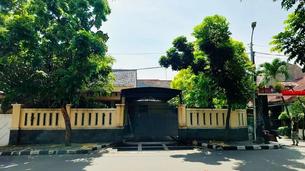 Jual Rumah Hoek Jalan Utama Kresna Raya Indraprasta Dekat Mesjid