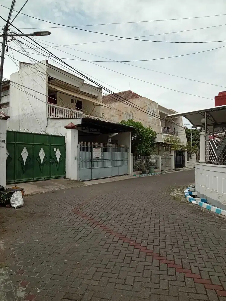 DIJUAL / DISEWAKAN !! Simpang Darmo Permai Selatan