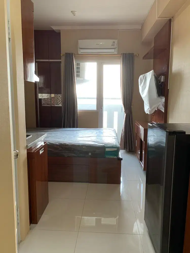 GREEN PRAMUKA MALL TIPE FULHFURNISH 1 KAMAR STUDIO SELL NEGO