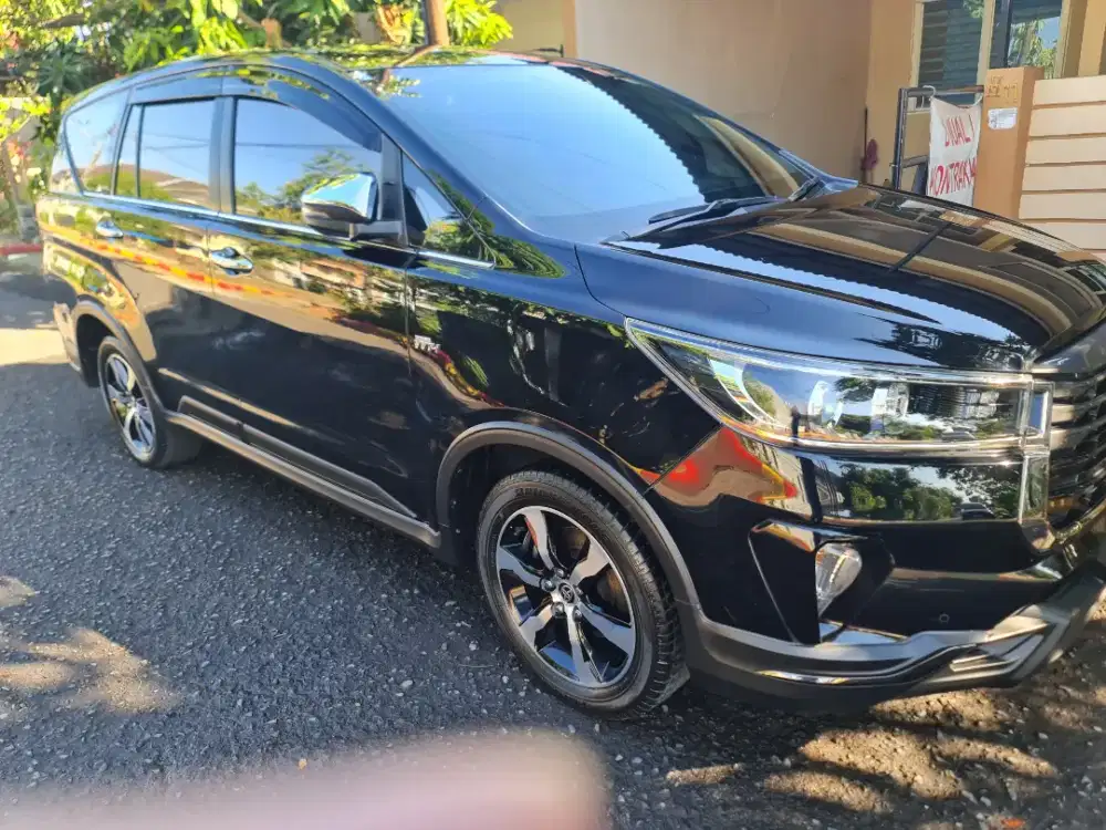 INNOVA VENTURER Bensin TAHUN 2021 AKHIR