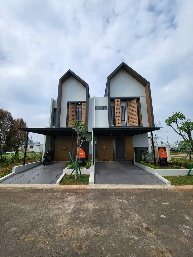 Dijual Rumah Mahakam The Signature L5 Ada Attic Jakarta Garden City