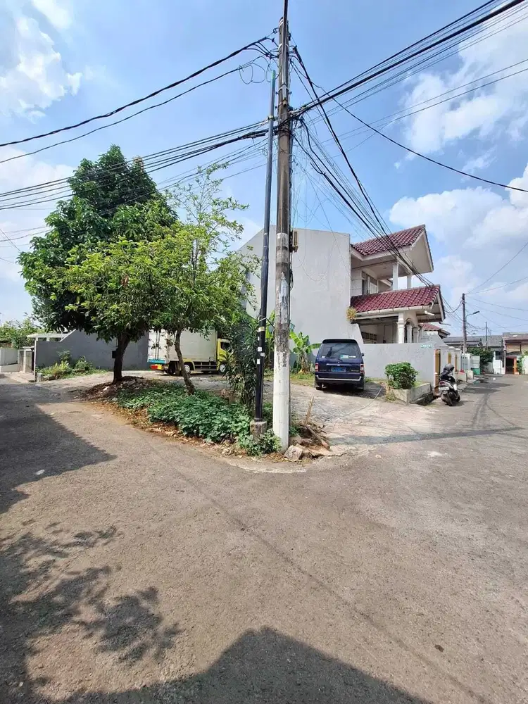 ZN56 Tanah Hoek 165 m2 Strategis di Curug Pondok Kelapa Jakarta Timur