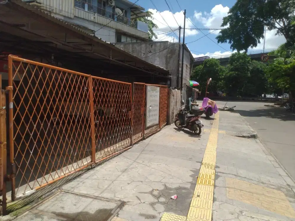 Dijual cepat Ruang Usaha hitung tanah saja