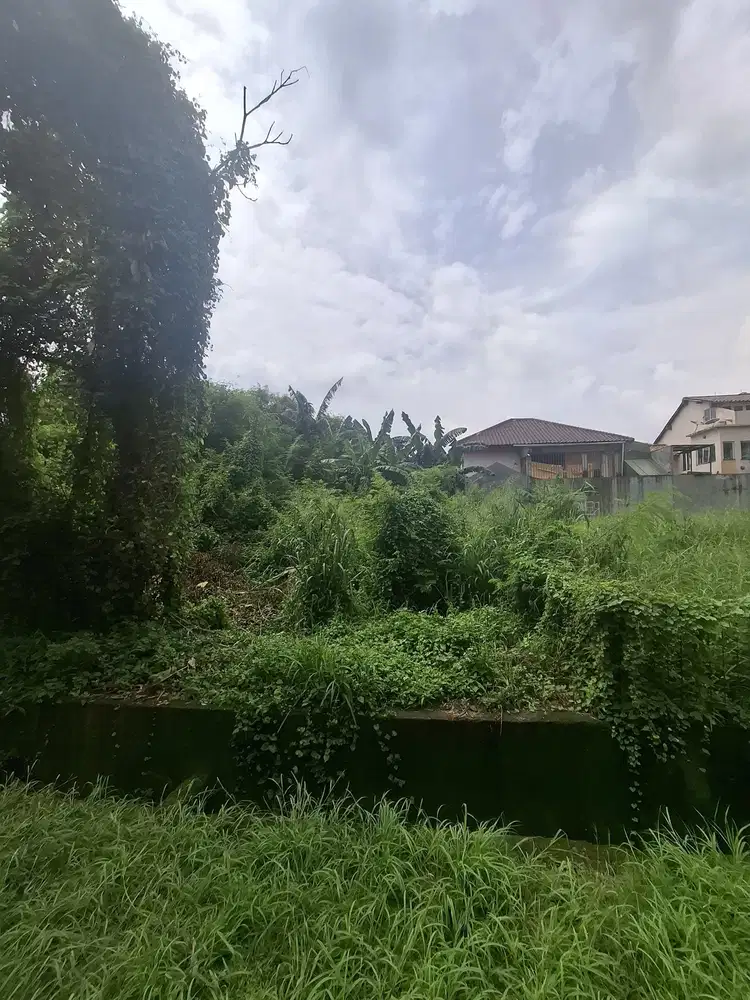 Dijual Tanah Kavling Dalam Komplek Jalan Boulevard Di Pondok Kelapa
