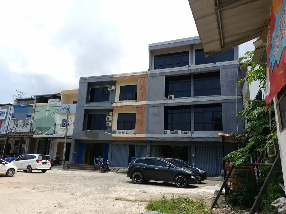 Dijual ruko siap pakai 3 unit Bb