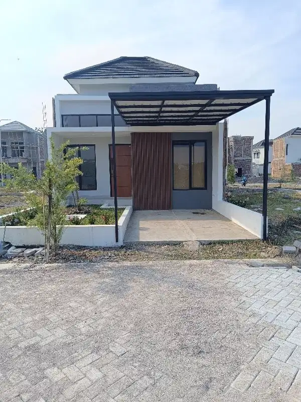 Dijual rumah istimewa dekat kampus undip tembalang