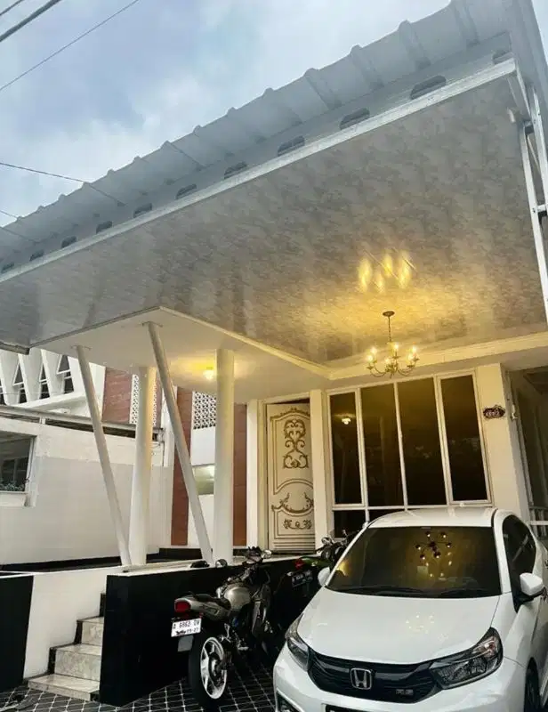 Dijual Rumah Bagus 2 lantai di Bukit Cimanggu City