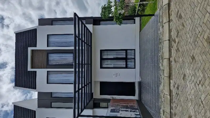 Rajata Rumah Tengah Kota Makassar, Bebas Banjit