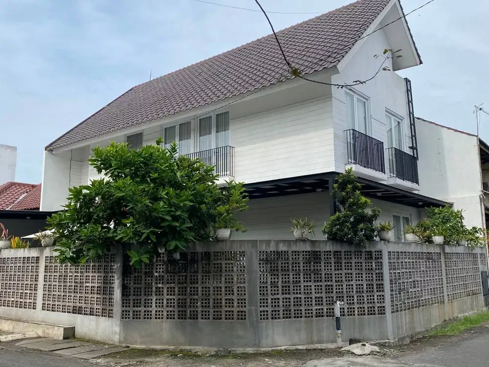 Dijual Rumah rancho indah hook siap huni strategis shm