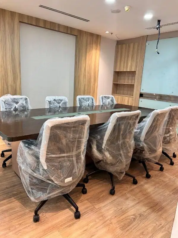 SEWA KANTOR DI JAKARTA UOB PLAZA 280M² FURNISH  285K NEGO