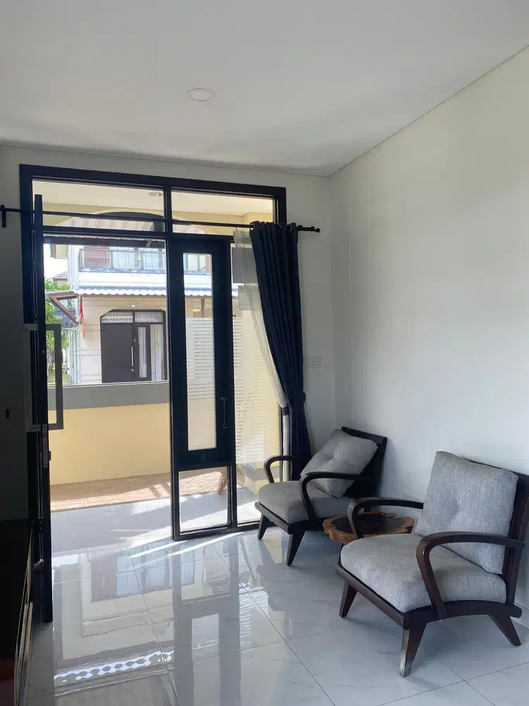 Dijual Rumah 8x11 Hook di Cluster Allura Lavon 1 By Rumah Chinida