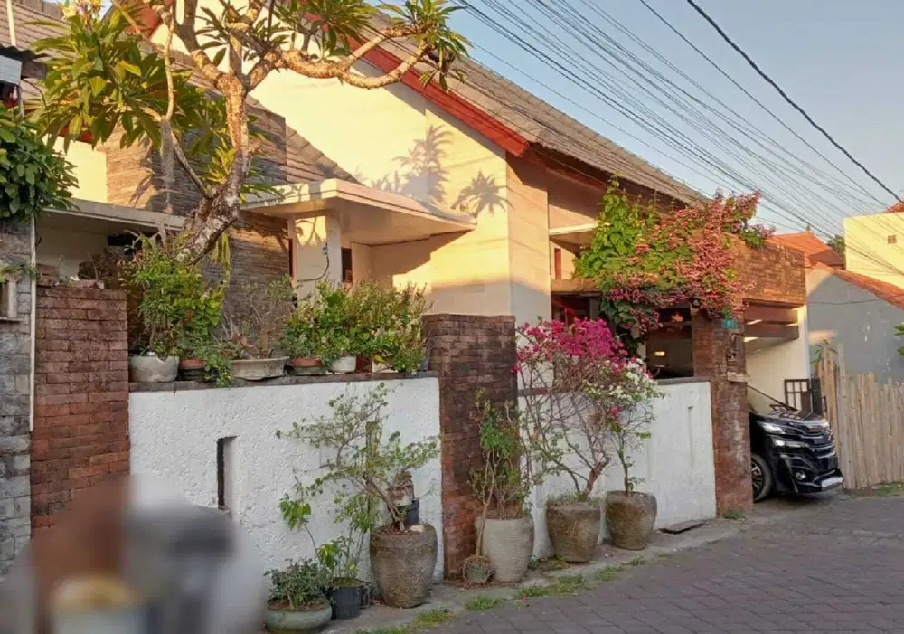 Villa 3BR Siap Pakai Strategis di Canggu Bali