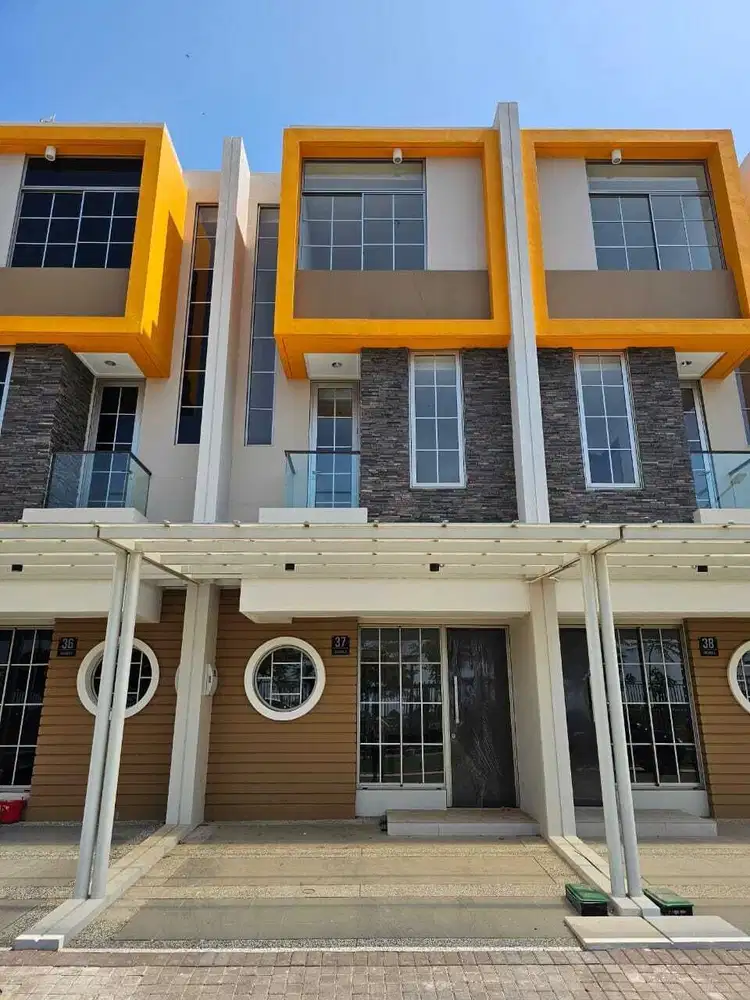 Rumah PIK 2 Tahap 2 DIJUAL Ukuran 4,5x10 3 Lantai Kosongan Siap Huni