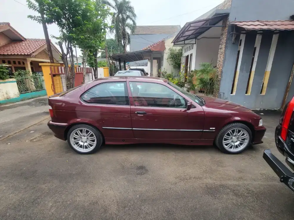 BMW 316 Automatic. Original, Bukan Convert