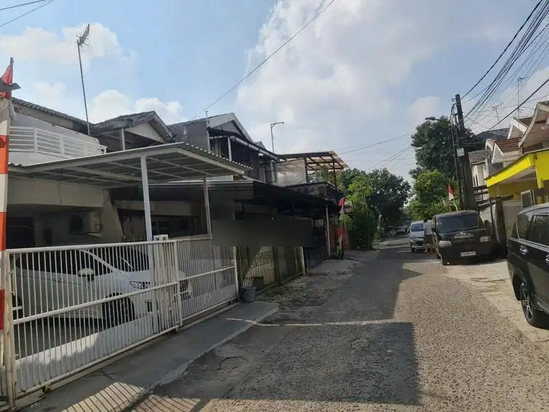 Rumah Dijual di Kelapa Puan 2 lantai di kelapa gading