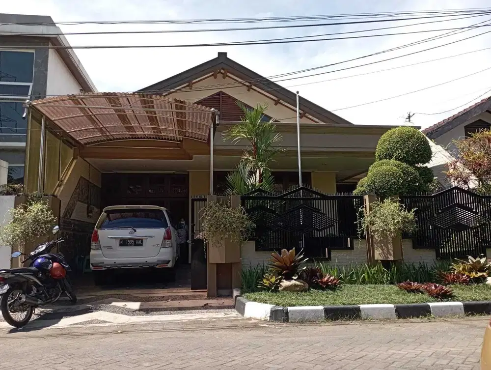DIJUAL RUMAH KEBUN DI PERUMAHAN PERMATA HIJAU, TLOGOMAS, KOTA MALANG