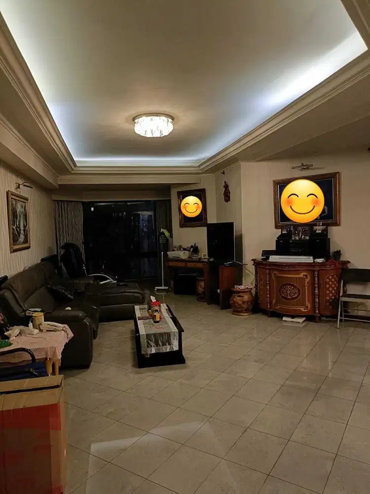 Dijual apartemen Taman Anggrek furnished 3BR siaphuni