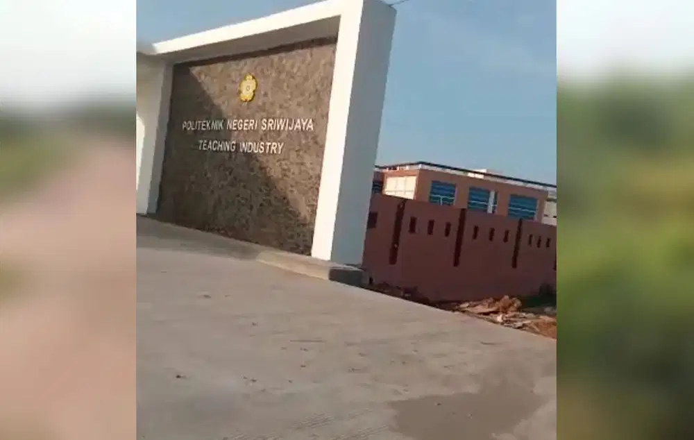 DIJUAL TANAH 28 HEKTAR MUSI 2 DEKAT POLITEKNIK SRIWIJAYA PALEMBANG