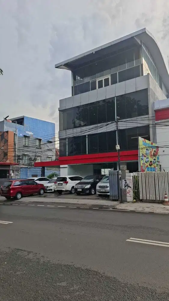 Gedung Disewakan di Radio Dalam Jaksel Lokasi Super Strategis