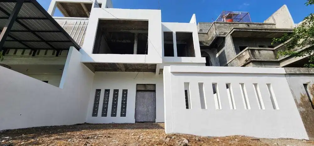 DIJUAL RUMAH DI KOMPLEK GRAND HELVETIA MEDAN