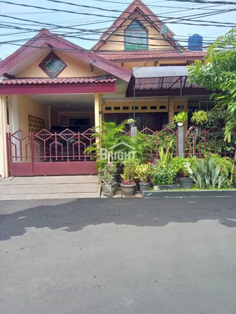 Dijual Rumah Nyaman Siap Huni Keamanan 24 Jam di Bintaro Jaya Sektor 3
