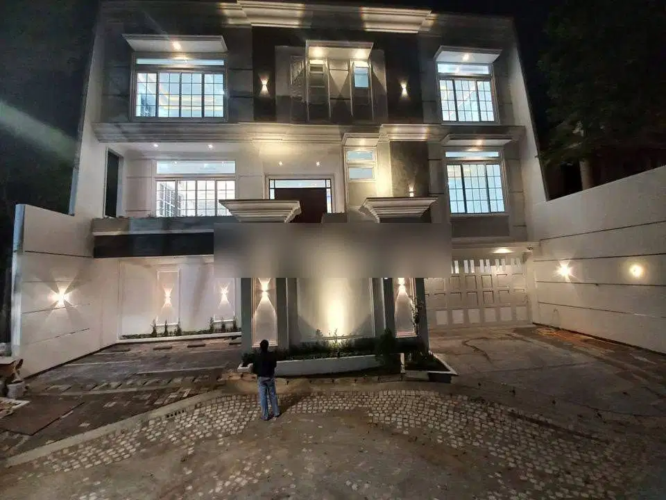 Dijual Rumah Mewah Cluster Venice Pantai Indah Kapuk 1