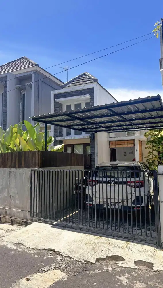 Rumah Strategis Perum Giri Diamond