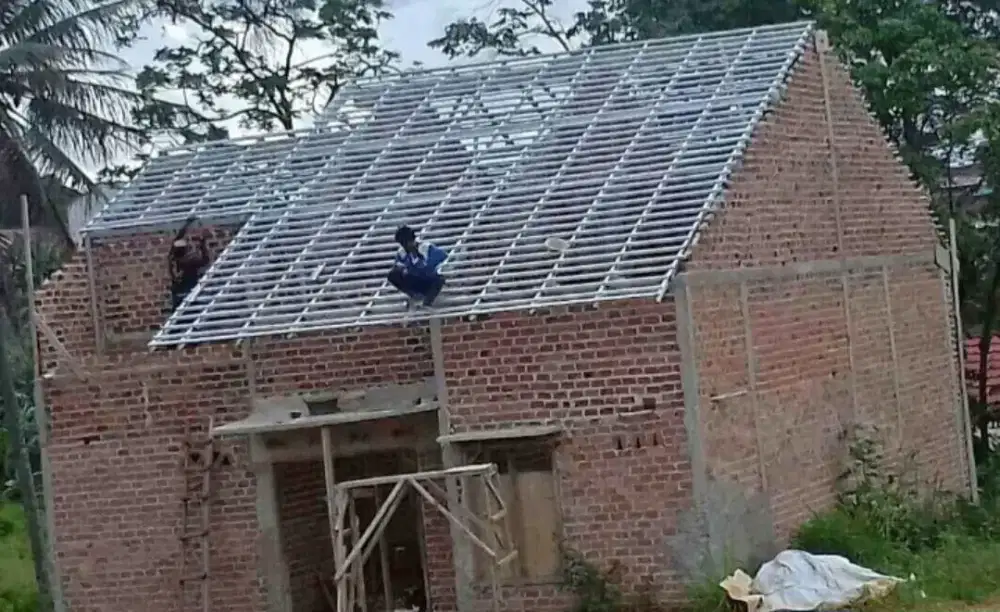 Baja ringan dan plafon pvc terpasang murah