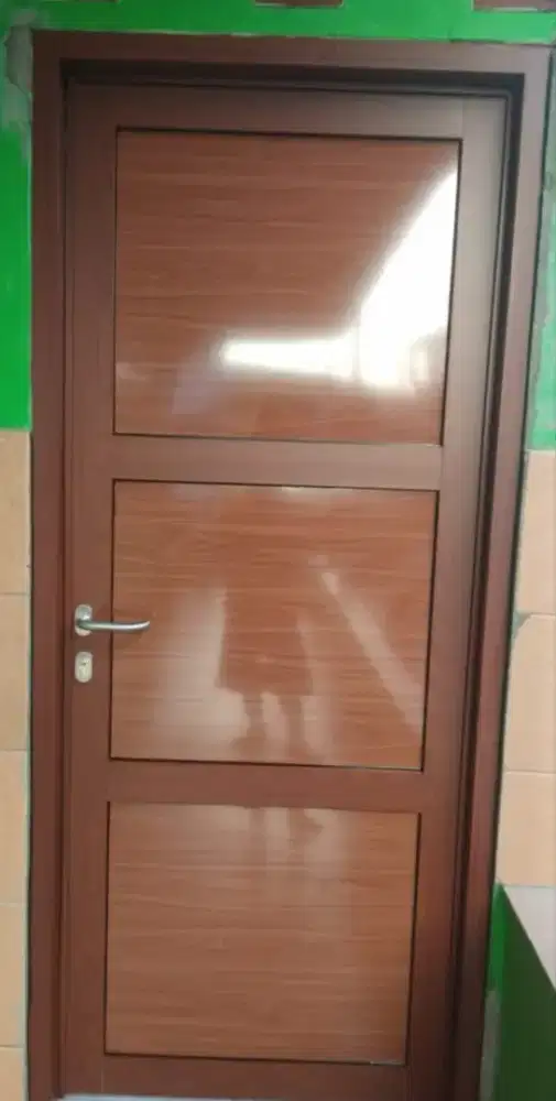 Jual pintu aluminium serat kayu