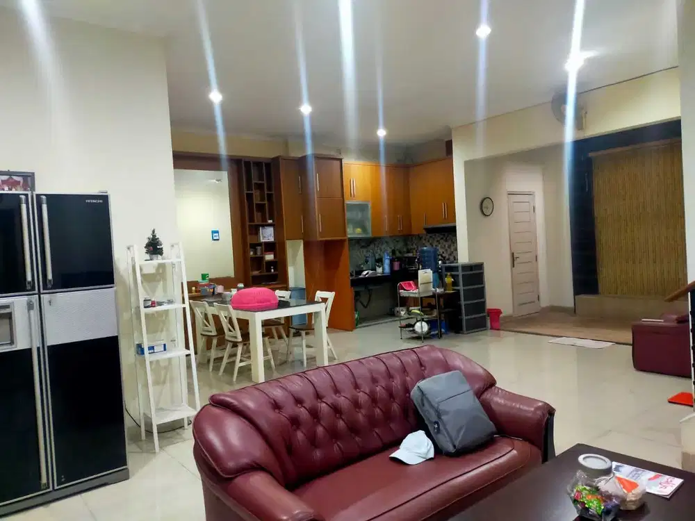 Rumah Sudah Renov Semi Furnished Cluster Dalton Gading Serpong