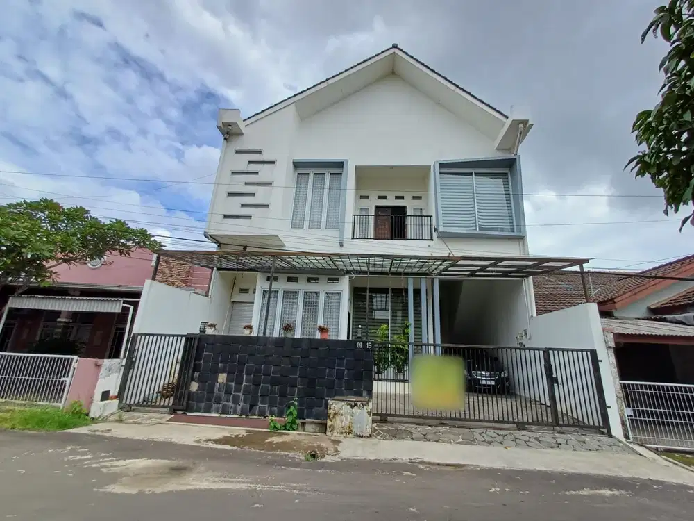DIJUAL RUMAH 2 LANTAI KOMPLEK BUKIT SEJAHTERA POLIGON PALEMBANG