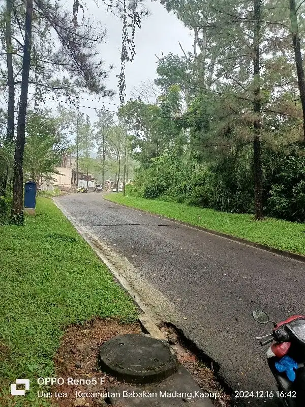 Dijual cepat Kavling harga di bawah NJOP cluster Sentul city Bogor Babakan Madang