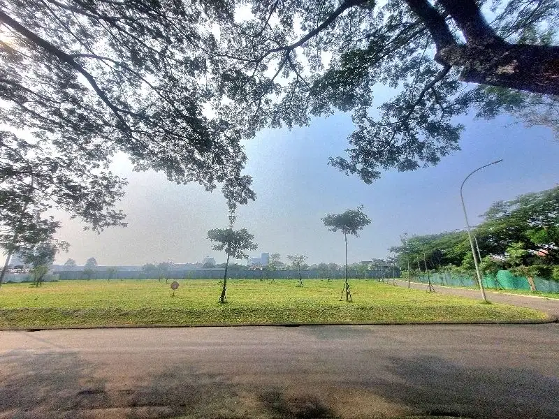 Bisa Kpt Kavling Hoek Premium Danau Biru di Alam Sutera